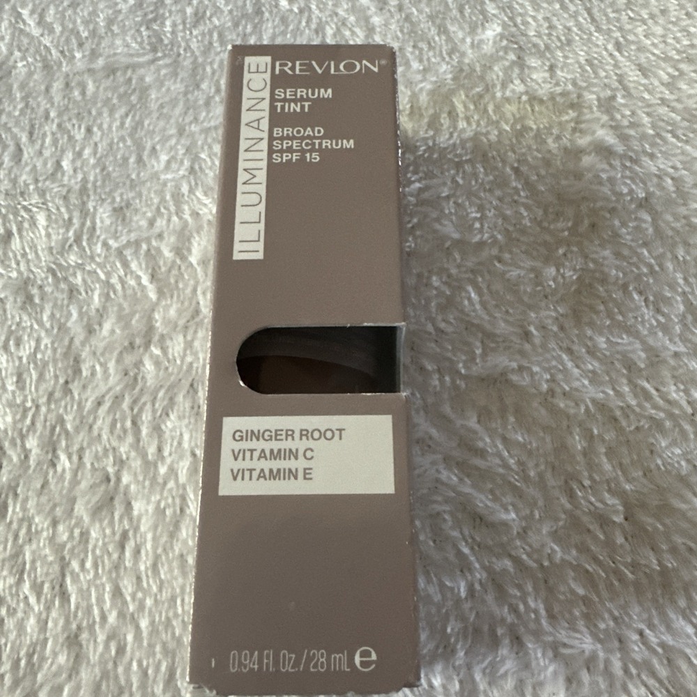 Revlon Illuminance Serum Tint #601‎ Soft Nutmeg Broad Spectrum SPF 15 Exp 8/25